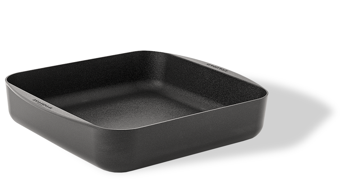 Kwadratowa patelnia tytanowo-ceramiczna Scanpan 33x33 cm z powłoką nieprzywierającą.