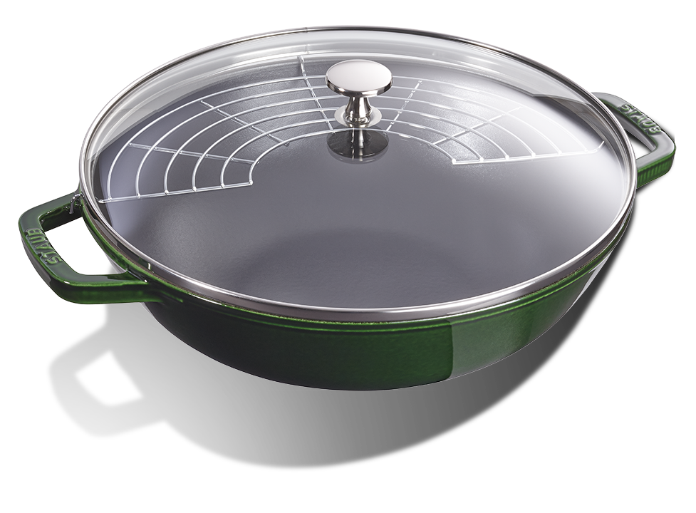 Zielony wok żeliwny Basil Green z pokrywką, nieprzywierająca glazura, pojemność 4,4 l, średnica 30 cm.