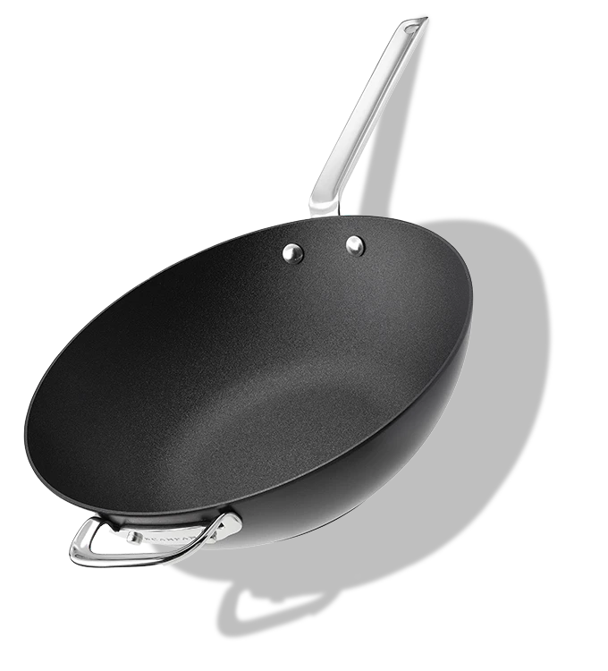 Wok TechnIQ z powłoką Stratanium Plus o średnicy 30 cm, marki Scanpan.