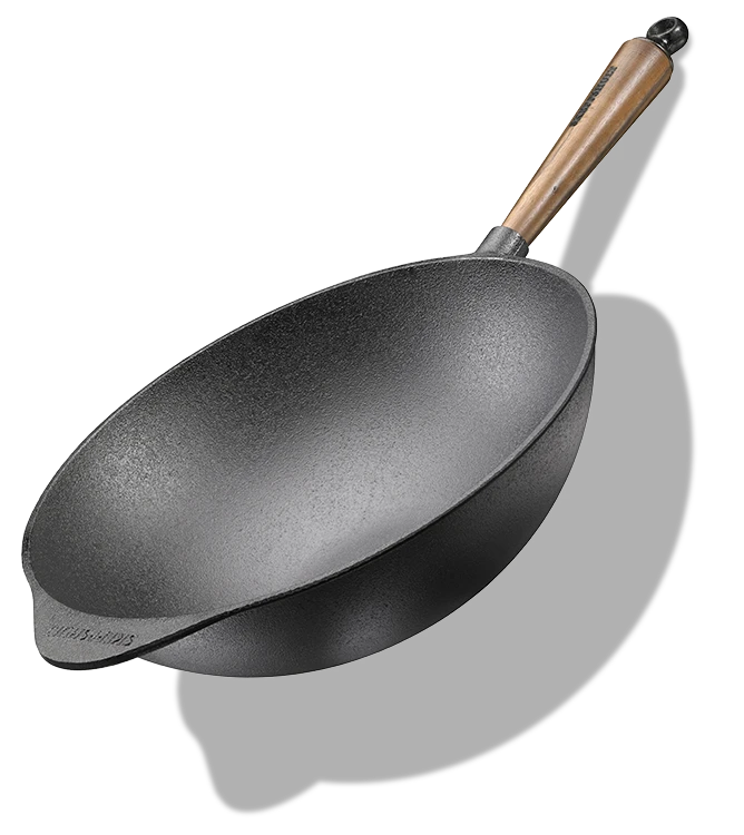 Żeliwny wok Skeppshult z uchwytem z orzecha włoskiego, średnica 30 cm