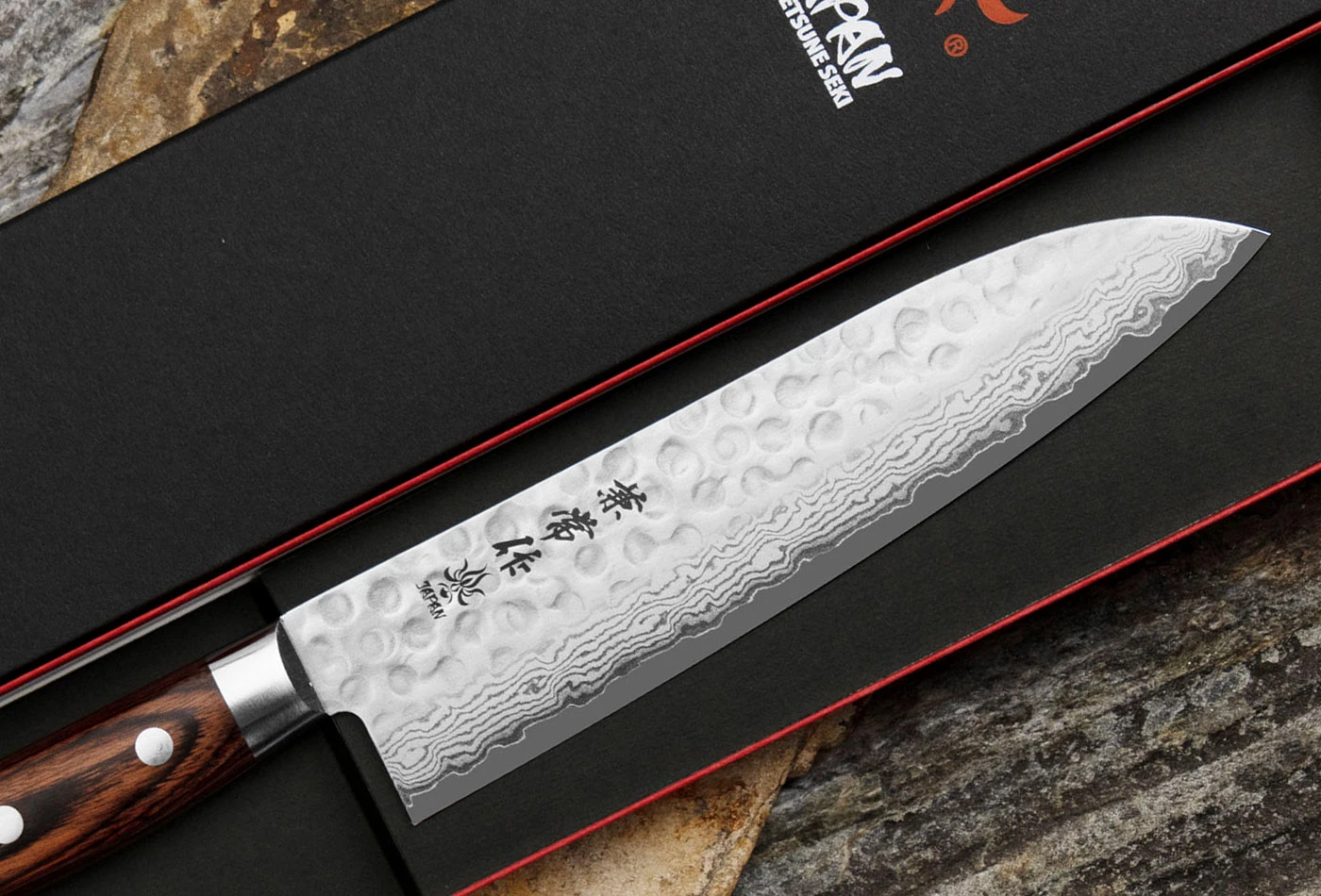 Japoński nóż Santoku 18 cm z 16-warstwowej stali VG-10, elegancki wzór Damast.