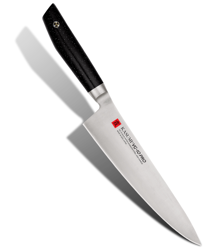 Japoński nóż kuchenny Gyutoh 27 cm z serii Kasumi VG-10 PRO na białym tle.