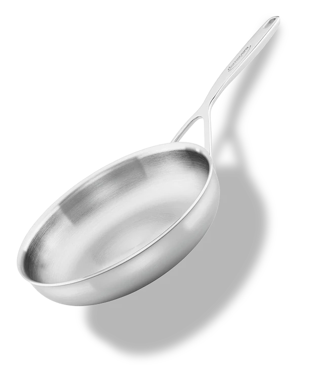 Stalowa patelnia Demeyere 24 cm z technologią 5-Ply, idealna do nowoczesnej kuchni.