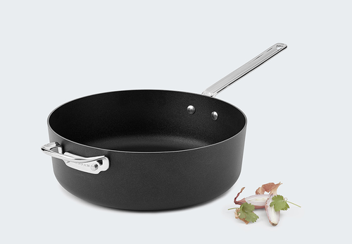 Scanpan TechnIQ tytanowo-ceramiczna patelnia szefa kuchni z pokrywką, idealna do duszenia i smażenia.