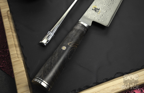 Damasceński nóż Santoku Miyabi 5000 MCD BLACK 67, luksusowy japoński design.