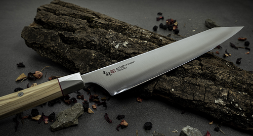 Nóż kucharski Mcusta Zanmai Gyuto z serii Beyond, stal Aogami Super, 21 cm