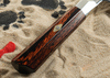 Mcusta Zanmai Supreme Ripple - Nóż Nakiri na piasku