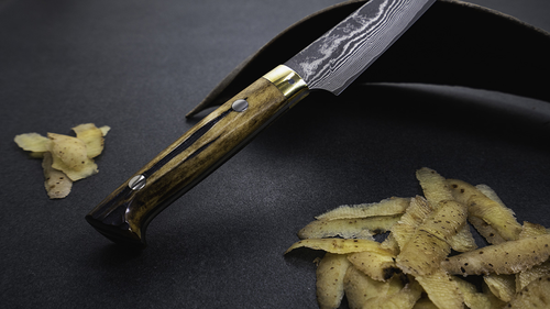 Mistrzowski nóż szefa kuchni 24 cm Takeshi Saji VG-10, elegancja i precyzja.