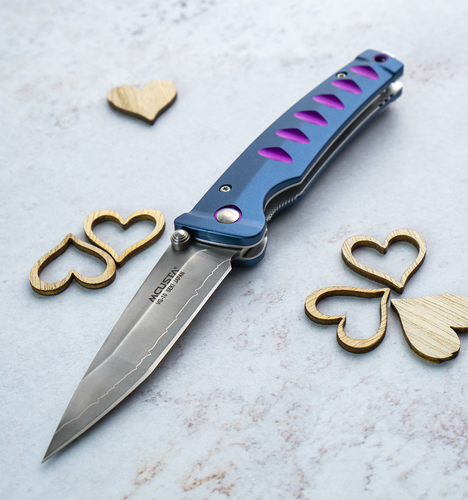 Katana Blue-Purple Mcusta, japoński składany nóż, stal VG-10, seria Folder Mcusta, twardość 61