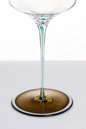 Kieliszek do czerwonego wina Ink Zwiesel GLAS, oliwkowy, dmuchane szkło, 63,8 cl