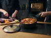 Scanpan Pro SB+ głęboka patelnia z pokrywką tytanowo-ceramiczna, gotowanie w kuchni