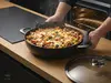 Tytanowo-ceramiczna patelnia Scanpan Pro SB+ z pokrywką 32 cm