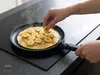 Eco Logic QXR WOLL – tytanowa patelnia do naleśników z bananami, nieprzywierająca, Ø 26 cm, czarna.