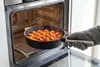 Tytanowa patelnia WOLL Eco Logic QXR PRO z odpinanym uchwytem w piekarniku