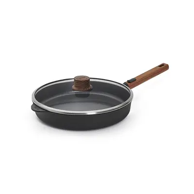 Eco Logic QXR Wood - Patelnia tytanowa z powłoką nieprzywierającą PFAS Free Ø 28 cm, odpinany drewniany uchwyt, WOLL