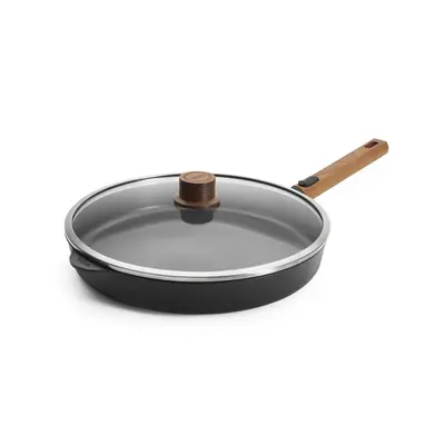 Eco Logic QXR Wood - Patelnia tytanowa z powłoką nieprzywierającą PFAS Free Ø 32 cm, odpinany drewniany uchwyt, WOLL