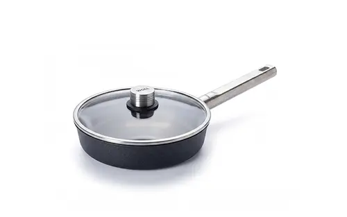 Eco Logic QXR PRO - Patelnia tytanowa z powłoką nieprzywierającą PFAS Free Ø 20 cm, stalowy uchwyt, WOLL